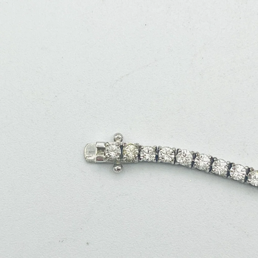 Joan Rivers Women's Tennis Bracelet Silver Tone Metal Rhinestone Crystals 7.75